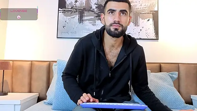 Snapshot of Ethan__Walker chatting on 01/08/26, 04:31 Ethan Walker online show from 01/08/26, 04:31