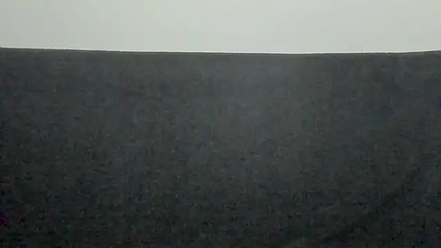 Snapshot of SuriFlirt chatting on 09/28/25, 08:14 SuriFlirt online show from 09/28/25, 08:14