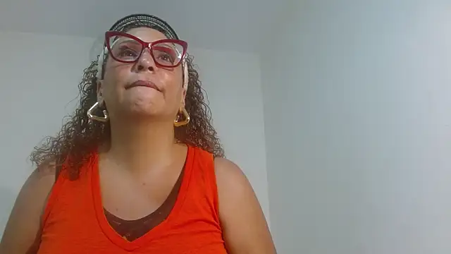 EvaMills1 online show from 01/17/26, 08:34