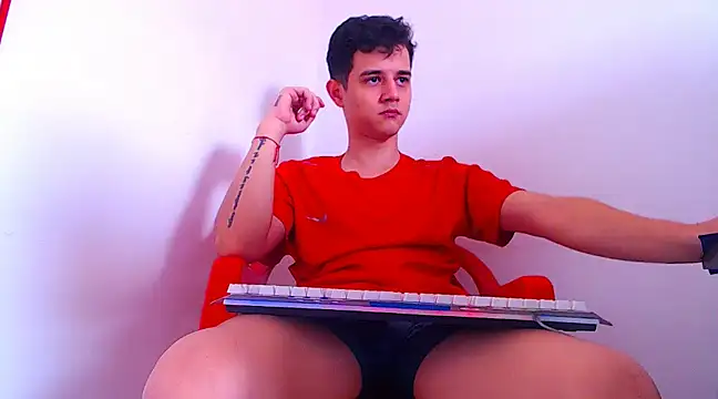 ADAM HOT online show from 03/08/25, 05:01