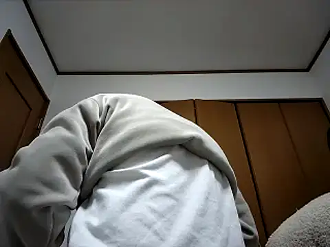 Snapshot of 07YUKIO chatting on 01/08/25, 08:50 07YUKIO online show from 01/08/25, 08:50