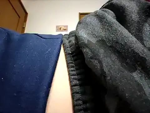 Snapshot of 07YUKIO chatting on 02/24/25, 01:10 07YUKIO online show from 02/24/25, 01:10