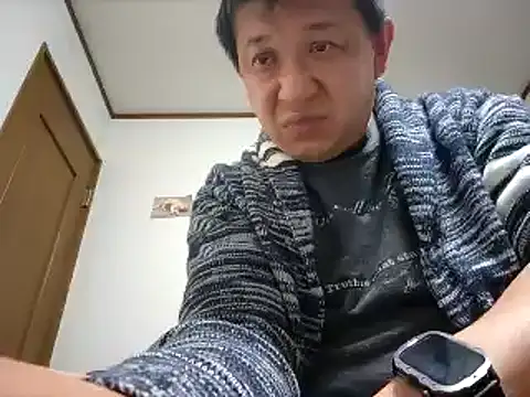 Snapshot of 07YUKIO chatting on 03/05/25, 12:44 07YUKIO online show from 03/05/25, 12:44