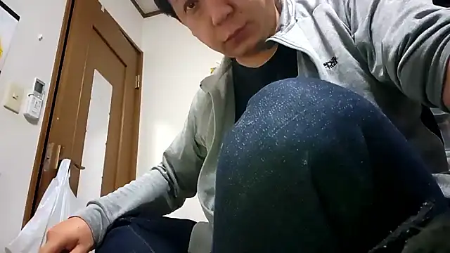 Snapshot of 07YUKIO chatting on 10/29/25, 09:11 07YUKIO online show from 10/29/25, 09:11