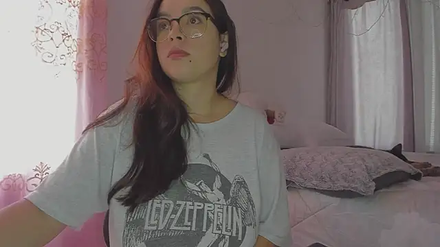 HARLEYNAPIER online show from 02/04/26, 05:19