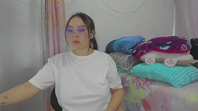 HARLEYNAPIER online show from 05/23/26, 09:08