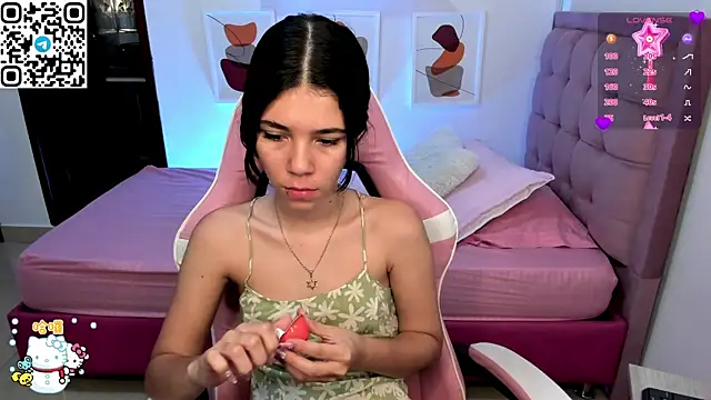 sofi cute01 online show from 12/30/24, 01:15