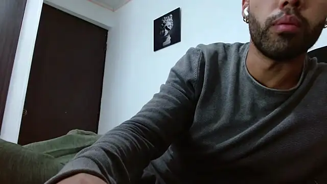 Hendry  online show from 01/29/25, 01:58