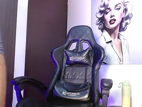 Hendry  online show from 09/09/25, 03:28