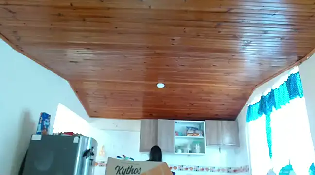 Snapshot of Cuty_sexy_hot chatting on 12/19/24, 05:40 Cuty sexy hot online show from 12/19/24, 05:40