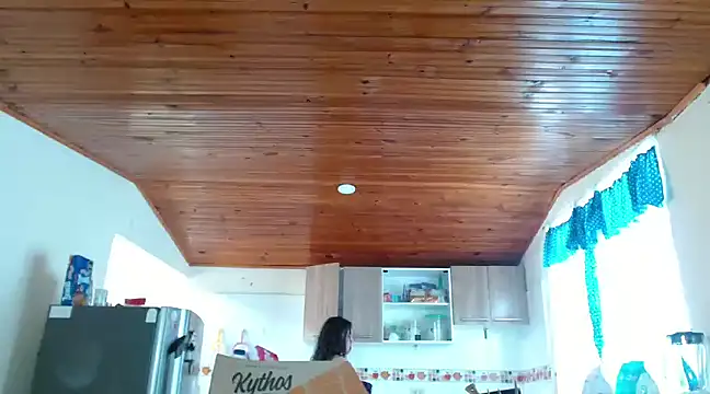 Snapshot of Cuty_sexy_hot chatting on 12/21/24, 05:51 Cuty sexy hot online show from 12/21/24, 05:51