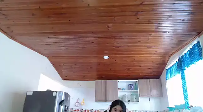 Snapshot of Cuty_sexy_hot chatting on 03/09/25, 05:49 Cuty sexy hot online show from 03/09/25, 05:49