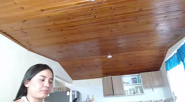 Snapshot of Cuty_sexy_hot chatting on 03/13/25, 02:33 Cuty sexy hot online show from 03/13/25, 02:33