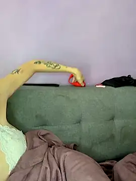 chachalette444 online show from 12/21/25, 01:18