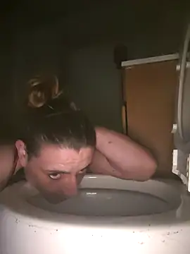 UniqueKorn86 online show from 09/29/25, 08:08