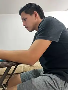 Dani202017 online show from 01/21/25, 10:19