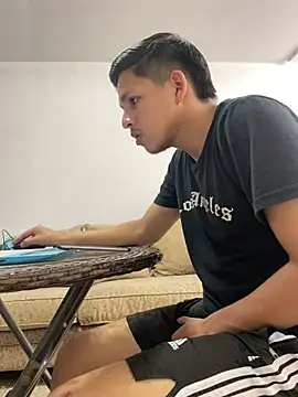 Dani202017 online show from 02/25/25, 10:29