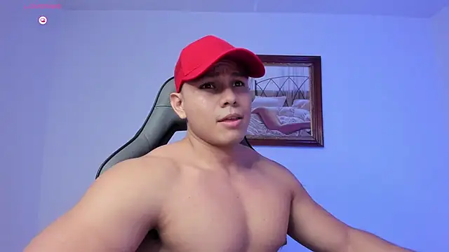 Snapshot of RoyConstance chatting on 02/13/26, 03:35 RoyConstance online show from 02/13/26, 03:35