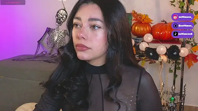 Soffimoon  online show from 10/29/25, 01:08