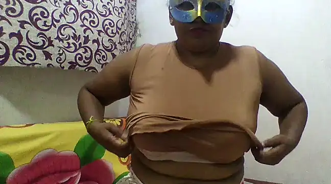 Snapshot of selharsha chatting on 03/11/25, 06:08 selharsha online show from 03/11/25, 06:08