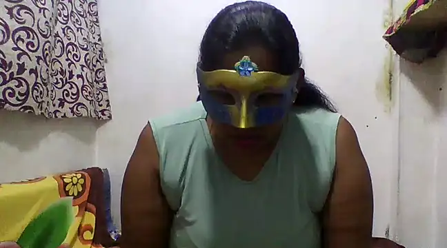 Snapshot of selharsha chatting on 03/11/25, 09:48 selharsha online show from 03/11/25, 09:48