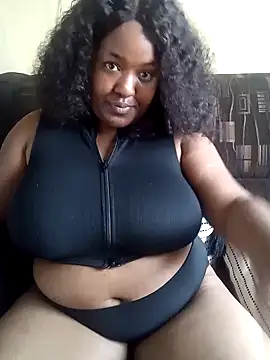 Snapshot of Missmoox24 chatting on 01/17/25, 09:28 Missmoox24 online show from 01/17/25, 09:28