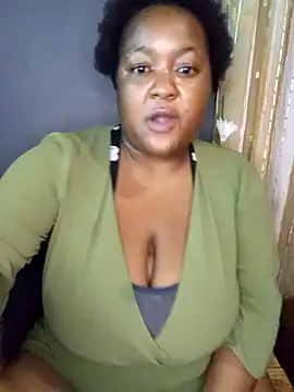 Missmoox24 online show from 02/06/26, 05:38