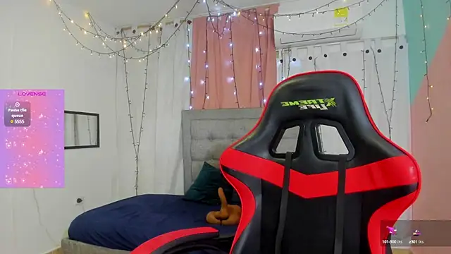 valentina 0  online show from 02/04/25, 06:46