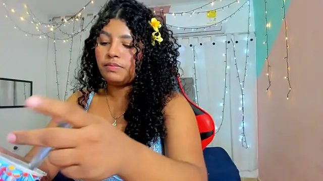 valentina 0  online show from 02/08/25, 09:35