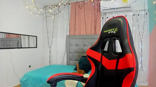 valentina 0  online show from 02/14/25, 06:34