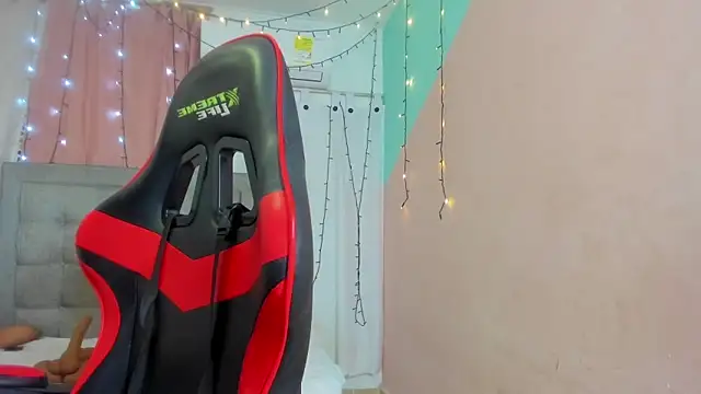 valentina 0  online show from 02/27/25, 09:54