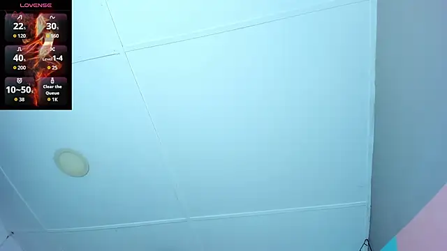 valentina 0  online show from 11/01/25, 03:30