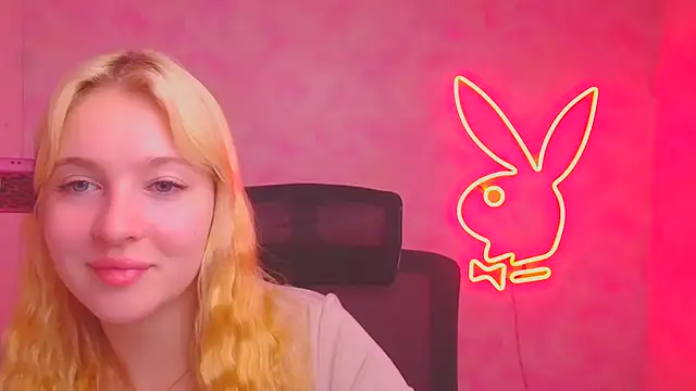 Milka kiss  online show from 10/23/25, 11:42