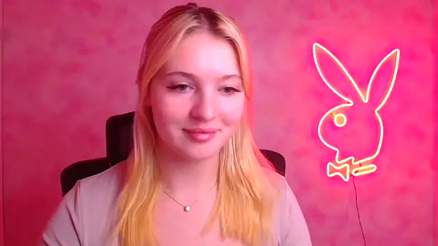 Milka kiss  online show from 11/20/25, 12:16