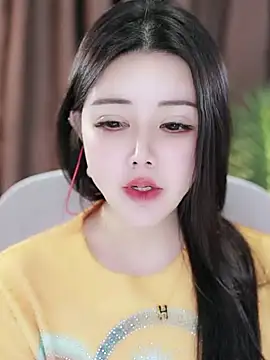Qiaoqiao  online show from 01/07/25, 05:09