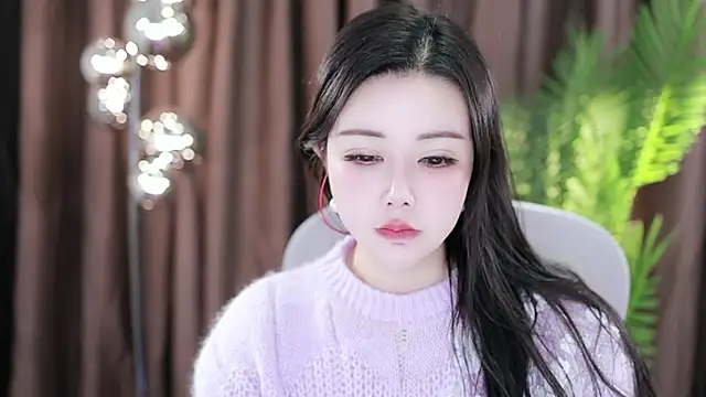 Qiaoqiao  online show from 01/13/25, 04:18