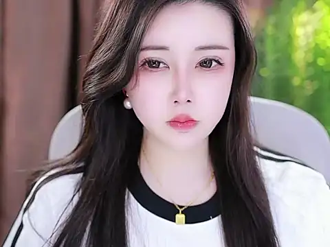 Qiaoqiao  online show from 02/06/25, 04:47
