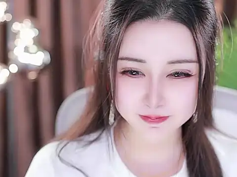 Qiaoqiao  online show from 03/03/25, 10:17