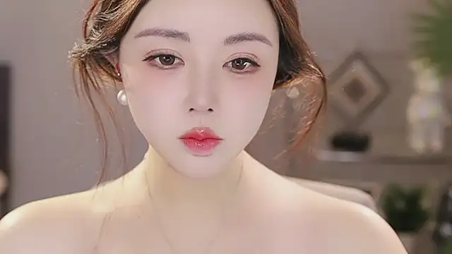 Qiaoqiao  online show from 01/10/26, 04:09