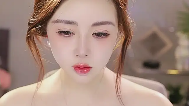 Snapshot of Qiaoqiao_ chatting on 02/05/26, 02:16 Qiaoqiao online show from 02/05/26, 02:16