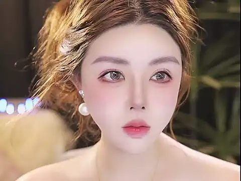 Snapshot of Qiaoqiao_ chatting on 07/22/26, 03:59 Qiaoqiao online show from 07/22/26, 03:59