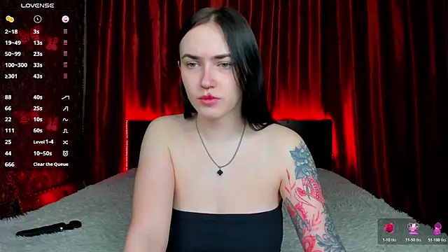 Witch Lady online show from 03/29/26, 06:13