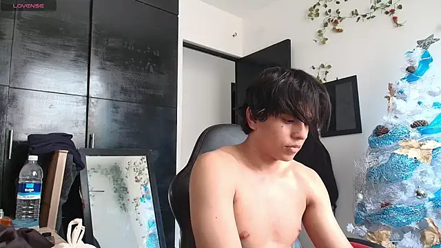 Haruto2001 online show from 12/15/24, 07:53