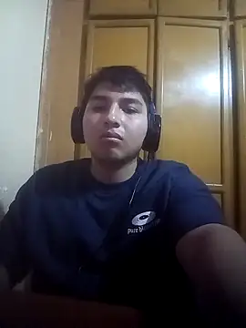 LoganFinds online show from 12/21/25, 03:57