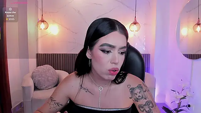 zoee jackson online show from 06/14/26, 06:43