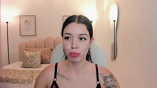 zoee jackson online show from 06/21/26, 07:05