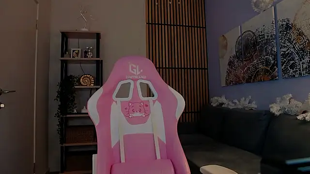 ManuTaya online show from 01/06/26, 04:11