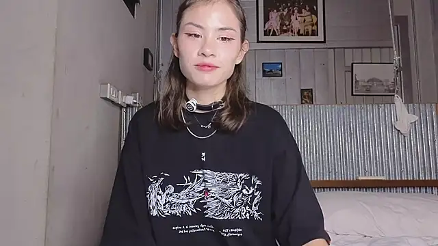 alicekiit online show from 04/04/26, 05:43