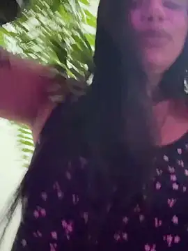 Snapshot of GrlAlice chatting on 03/23/26, 10:03 GrlAlice online show from 03/23/26, 10:03