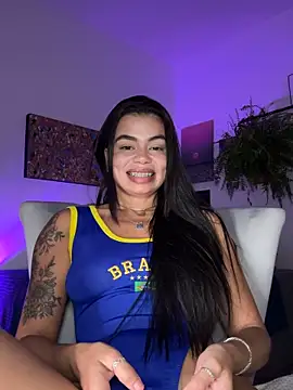 Snapshot of GrlAlice chatting on 04/12/26, 10:59 GrlAlice online show from 04/12/26, 10:59